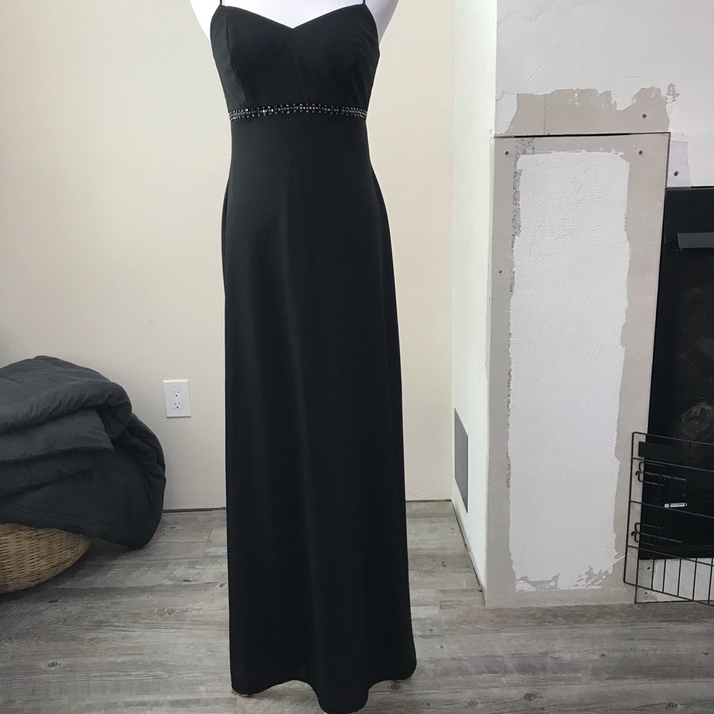 Black Market gown - Picture 1 of 8